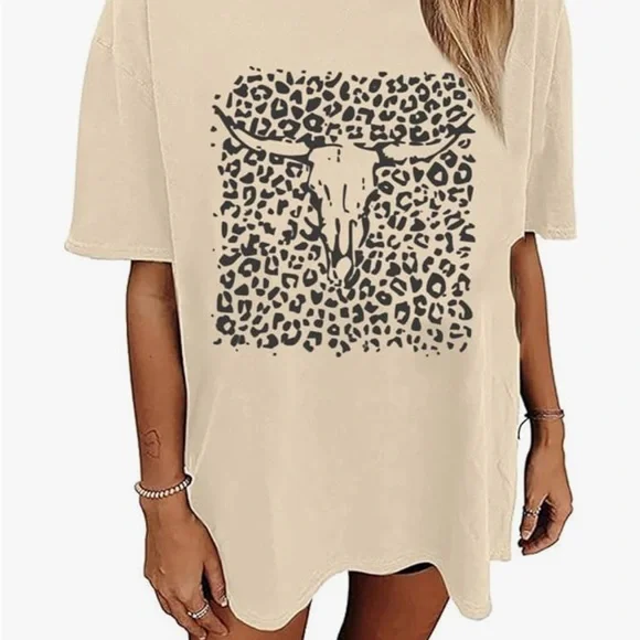 Beige Graphic T-Shirt with Bull Skull Design - Picture 2 of 3